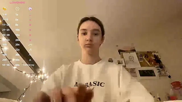 DanaCore online show from November 30, 2025, 6:01 pm