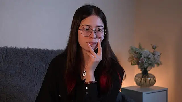 ywixos online show from September 29, 2025, 2:00 pm