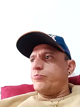 leon8013A online show from September 11, 2025, 12:38 pm