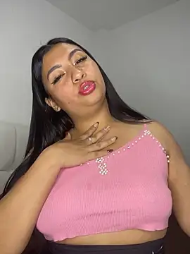 Issa Santana online show from April 21, 2026, 10:12 pm