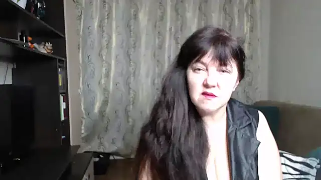 Snapshot of Illusionq chatting on November 5, 2025, 5:07 am Illusionq online show from November 5, 2025, 5:07 am