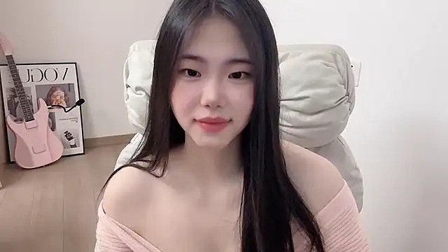 suki-1 online show from December 23, 2025, 6:33 am