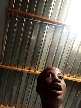 melaninbaebyy online show from April 19, 2026, 8:57 am