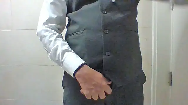 PROMYLOVE online show from March 4, 2026, 2:39 am