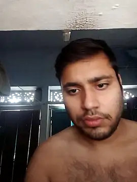 Desirock001 online show from November 4, 2025, 2:32 am