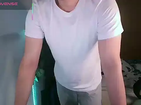 Cerso1 online show from June 4, 2026, 3:23 am