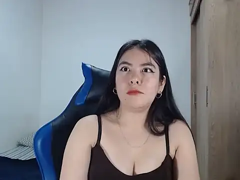 Snapshot of EloiseJun chatting on September 27, 2025, 8:36 pm EloiseJun online show from September 27, 2025, 8:36 pm