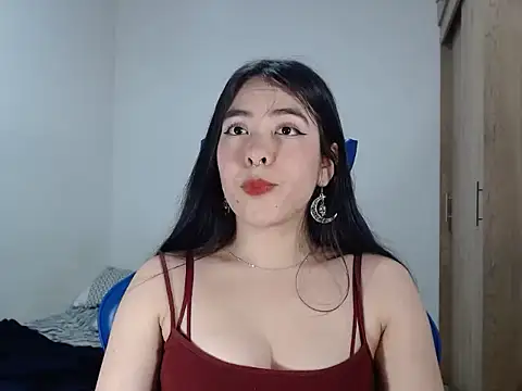 Snapshot of EloiseJun chatting on November 2, 2025, 10:23 pm EloiseJun online show from November 2, 2025, 10:23 pm