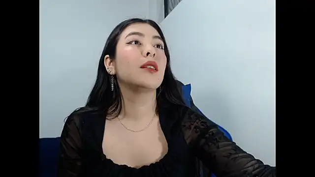 EloiseJun online show from July 15, 2026, 5:02 am