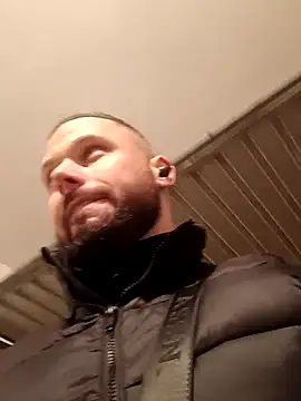 Snapshot of Barber33zk chatting on September 29, 2025, 7:30 pm Barber33zk online show from September 29, 2025, 7:30 pm