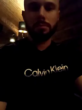 Snapshot of Barber33zk chatting on October 13, 2025, 7:58 pm Barber33zk online show from October 13, 2025, 7:58 pm