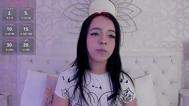 Snapshot of Cassie66_ chatting on October 29, 2025, 3:31 am Cassie66 online show from October 29, 2025, 3:31 am