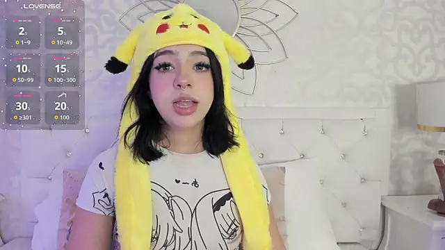 Snapshot of Cassie66_ chatting on November 28, 2025, 3:09 am Cassie66 online show from November 28, 2025, 3:09 am