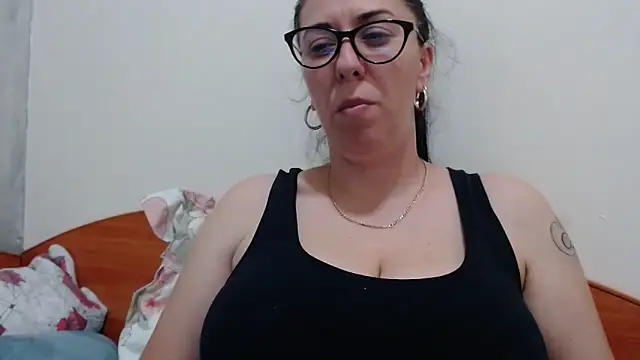 jollene online show from June 13, 2026, 12:36 pm