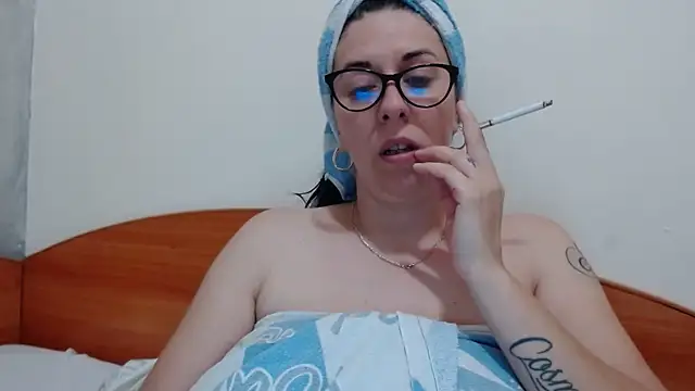 jollene online show from June 18, 2026, 1:48 pm