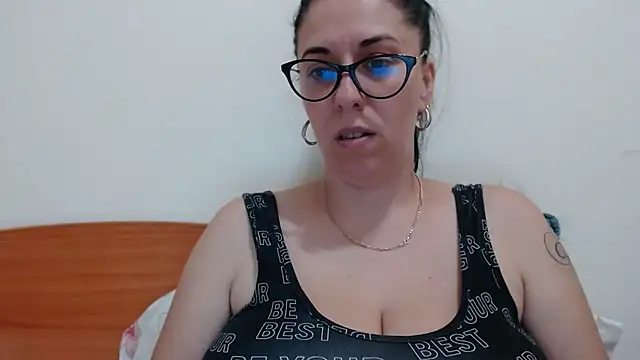 jollene online show from July 23, 2026, 12:47 pm