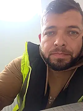 Snapshot of Clau1291 chatting on October 15, 2025, 12:27 pm Clau1291 online show from October 15, 2025, 12:27 pm