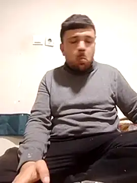 nihattttttttttttttt online show from November 24, 2025, 5:01 pm