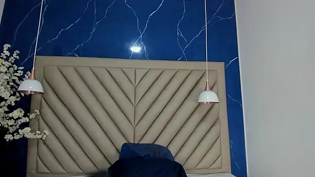 Snapshot of Ibbie_drastic chatting on September 22, 2025, 12:07 pm Ibbie drastic online show from September 22, 2025, 12:07 pm