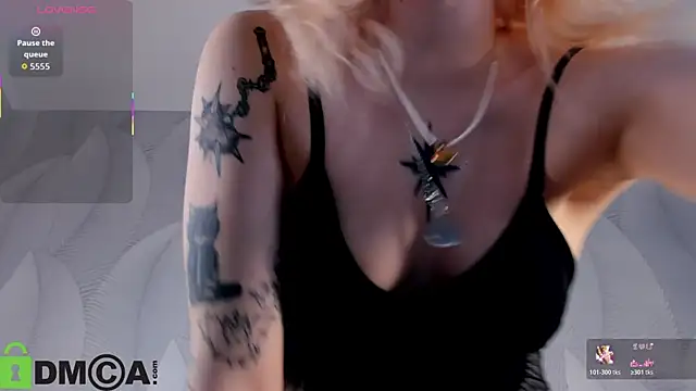 Molly Platt online show from March 21, 2026, 9:14 am