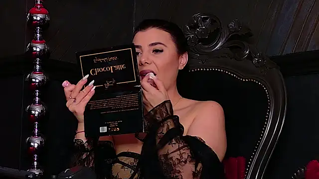 Snapshot of MistressEly chatting on July 18, 2026, 8:23 pm MistressEly online show from July 18, 2026, 8:23 pm