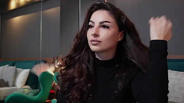 EmilyTrix online show from April 10, 2026, 9:30 pm