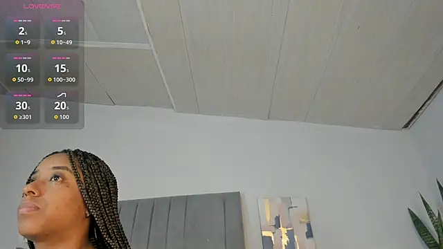 Sophia Ebony online show from November 12, 2025, 1:55 pm