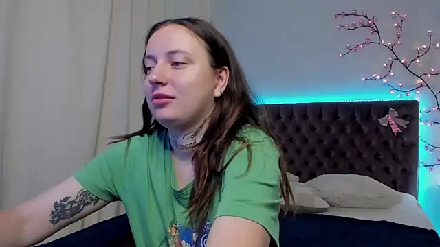 LilaVame online show from September 14, 2025, 7:46 pm