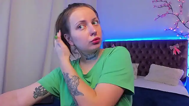 LilaVame online show from October 21, 2025, 7:58 pm