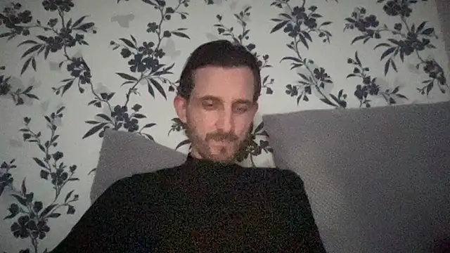 Big8inchUncutCock online show from April 30, 2026, 3:18 pm