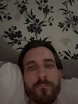 Big8inchUncutCock online show from June 25, 2026, 2:21 pm