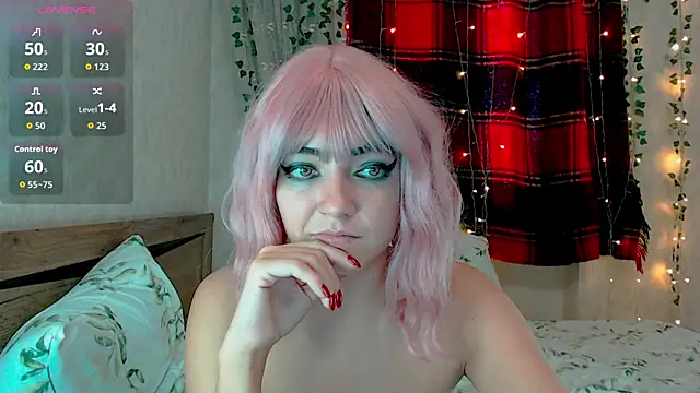 MagicPink online show from November 1, 2025, 11:56 am