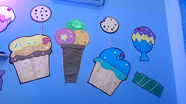 skinnykalitzo18 online show from February 2, 2026, 2:05 pm