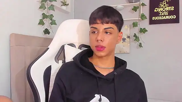 Thomas wil online show from November 13, 2025, 4:55 am