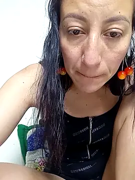 Oriana111 online show from December 16, 2025, 12:21 pm