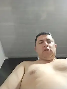 BigCristh79 online show from June 10, 2026, 9:14 pm