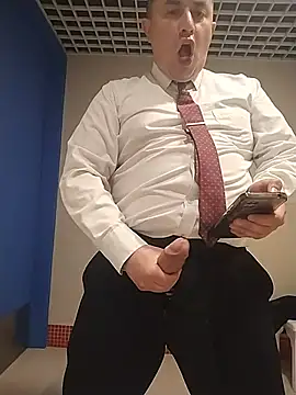 BigCristh79 online show from July 10, 2026, 4:50 am