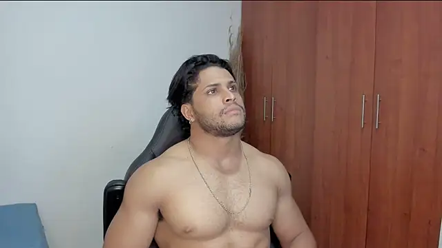 Evansdark1 online show from April 20, 2026, 11:39 pm