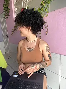 Snapshot of CamillyBlum chatting on September 12, 2025, 3:23 pm CamillyBlum online show from September 12, 2025, 3:23 pm