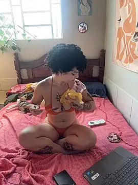 Snapshot of CamillyBlum chatting on November 12, 2025, 7:46 pm CamillyBlum online show from November 12, 2025, 7:46 pm