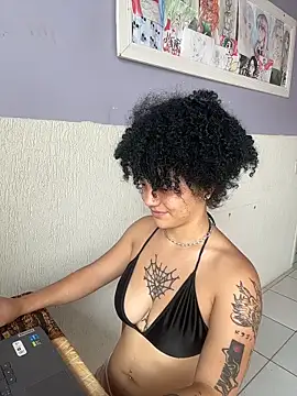 Snapshot of CamillyBlum chatting on November 15, 2025, 3:52 pm CamillyBlum online show from November 15, 2025, 3:52 pm