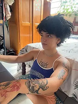 Snapshot of CamillyBlum chatting on November 27, 2025, 6:10 pm CamillyBlum online show from November 27, 2025, 6:10 pm