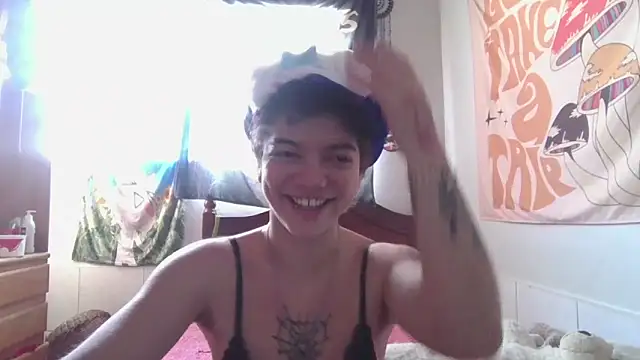 CamillyBlum online show from May 25, 2026, 4:13 pm