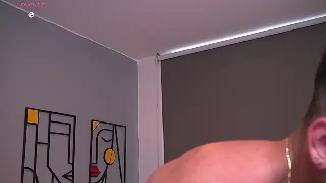 Snapshot of tyler_muscle1 chatting on February 13, 2026, 9:33 pm tyler muscle1 online show from February 13, 2026, 9:33 pm