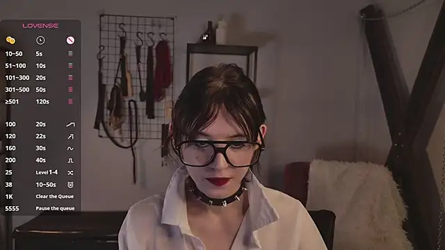 chloe dreammm online show from March 5, 2026, 5:03 am