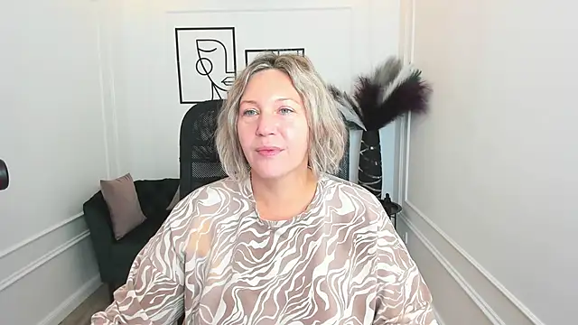 Snapshot of NinaStarle chatting on September 28, 2025, 4:29 am NinaStarle online show from September 28, 2025, 4:29 am