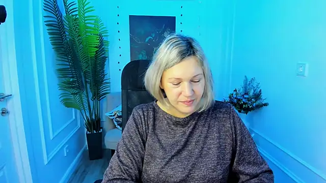 Snapshot of NinaStarle chatting on October 15, 2025, 4:34 am NinaStarle online show from October 15, 2025, 4:34 am