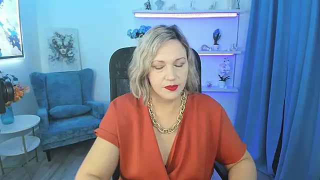 Snapshot of NinaStarle chatting on November 8, 2025, 5:18 am NinaStarle online show from November 8, 2025, 5:18 am