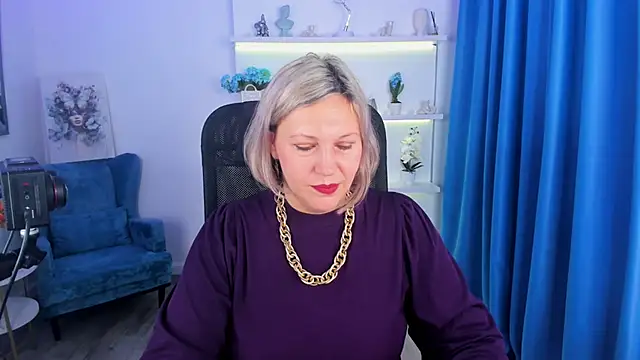 Snapshot of NinaStarle chatting on November 21, 2025, 4:22 am NinaStarle online show from November 21, 2025, 4:22 am