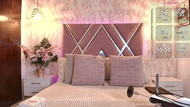 Aliice1  online show from September 25, 2025, 7:28 pm